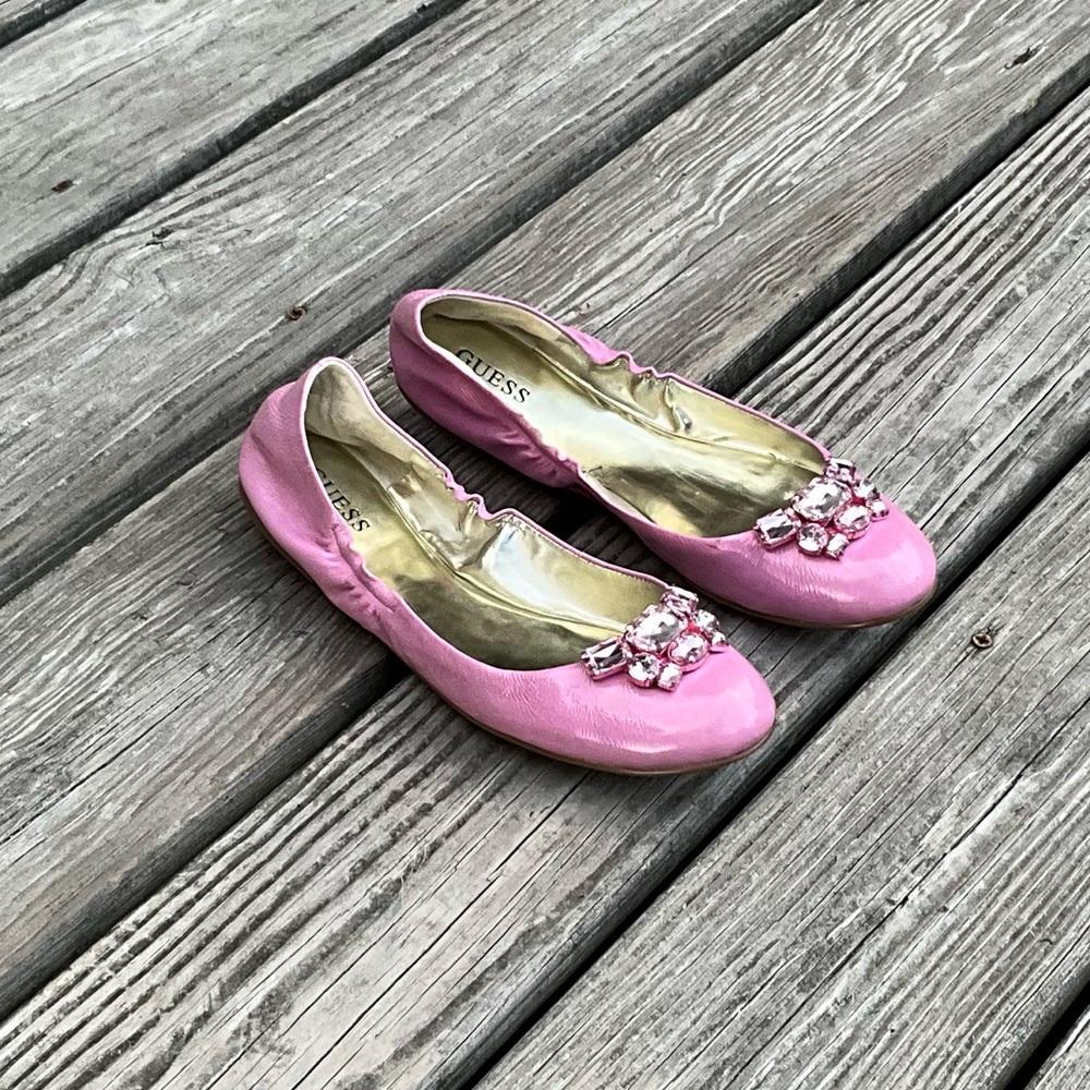 Super cute pink flats by Guess